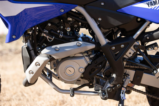 【ヤマハ WR125R 試乗記】25年ぶりの復活、125ccフルサイズトレールの真価とはの13画像