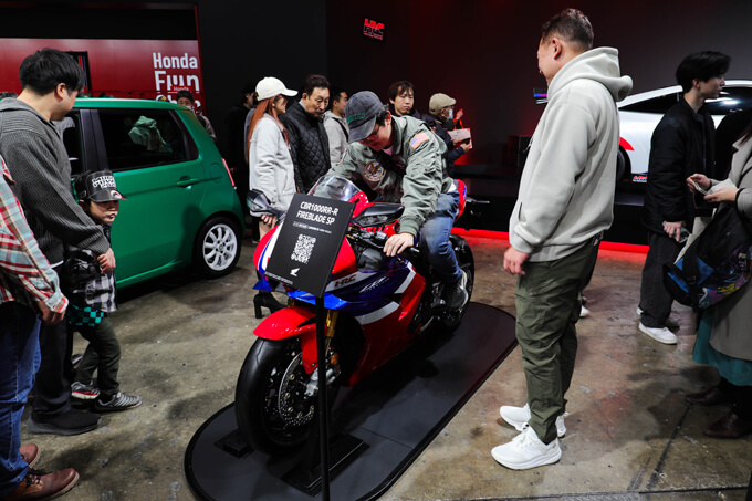 入場者数はコロナ禍以降最大27万人！　「東京オートサロン2026」のバイクネタをお届け!!　画像05