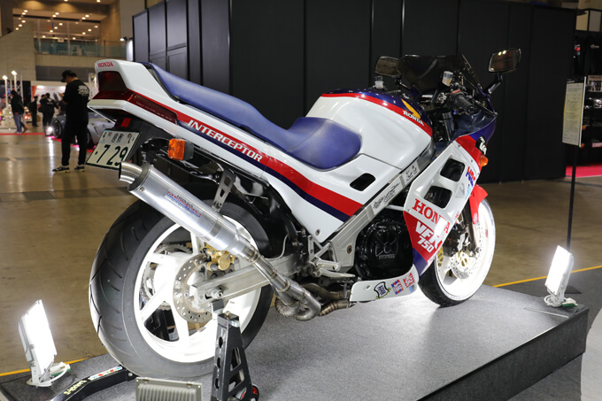 入場者数はコロナ禍以降最大27万人！　「東京オートサロン2026」のバイクネタをお届け!!　画像21