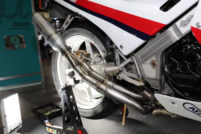 入場者数はコロナ禍以降最大27万人！　「東京オートサロン2026」のバイクネタをお届け!!　画像24