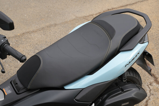 【ヤマハ NMAX155 試乗記】シフト操作で叶える超爽快感 15画像