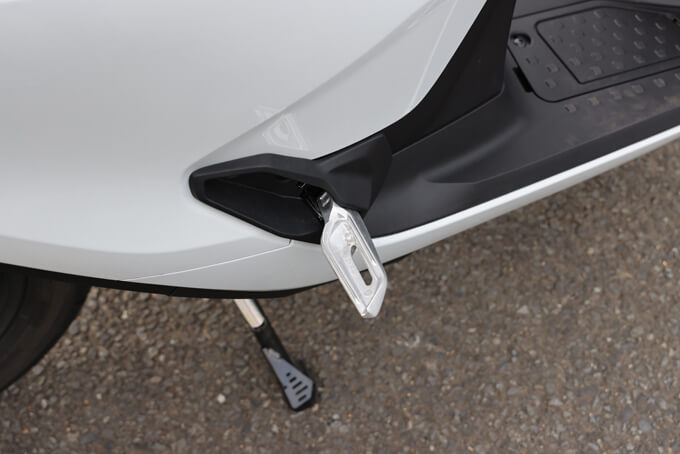 【ホンダ CUV e: 試乗記】2人乗りもOK！ 日常でしっかり使える実用的な原付2種EVスクーター　23画像