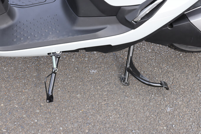 【ホンダ CUV e: 試乗記】2人乗りもOK！ 日常でしっかり使える実用的な原付2種EVスクーター　24画像