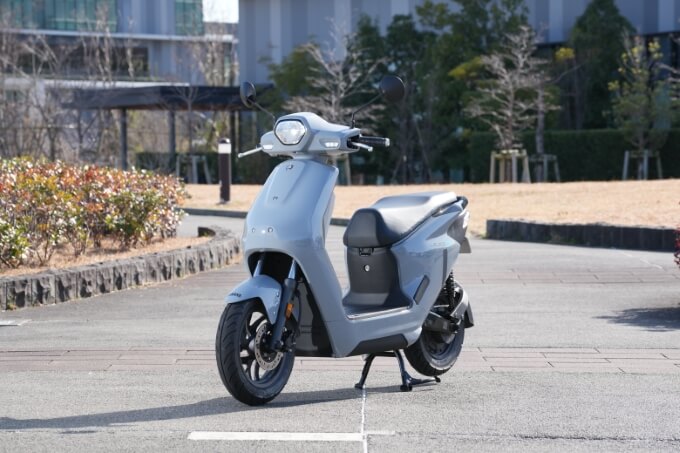 【ヤマハ JOG E 試乗記】新鮮さとおしゃれ感で心はビンビンに!! 08画像