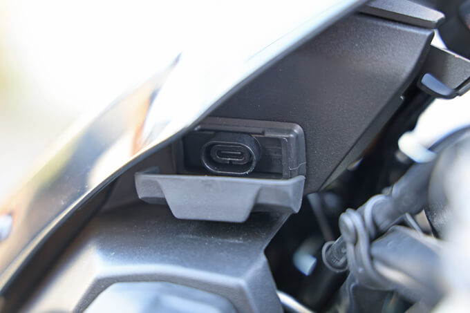 【カワサキ Z900SE 試乗記】電子制御のサポートが手厚く進化、豪華な足回りを持つ扱いやすいネイキッド　15画像