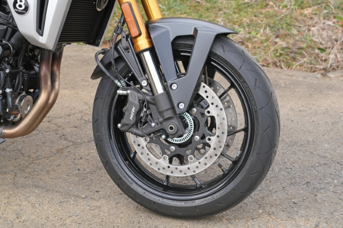 【スズキ GSX-8T 試乗記】温故知新、その先へ。美しさと走りを極めた一台 13画像