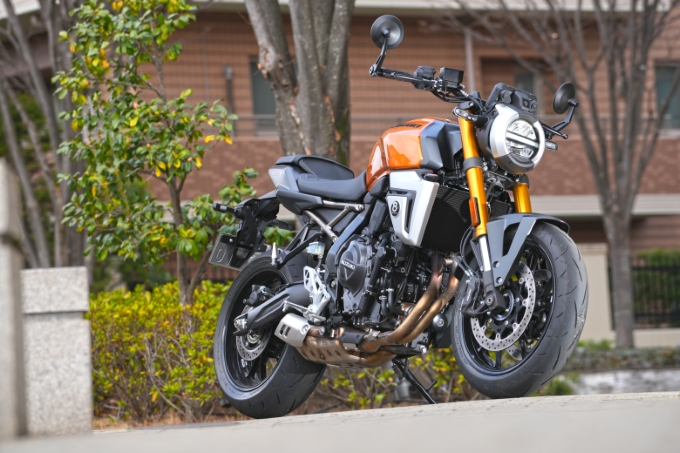 【スズキ GSX-8T 試乗記】温故知新、その先へ。美しさと走りを極めた一台 メイン画像