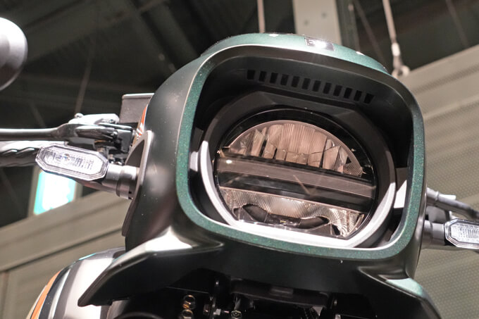 スズキ新型GSX-8T/8TT新商品説明会レポート