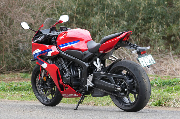 【ホンダ CBR650R E-Clutch 試乗記】切れ味鋭く深い懐、これぞ万能的スポーツ　11画像