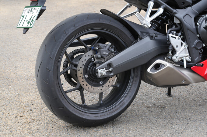 【ホンダ CBR650R E-Clutch 試乗記】切れ味鋭く深い懐、これぞ万能的スポーツ　15画像