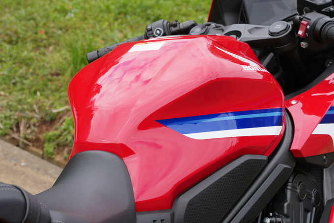 【ホンダ CBR650R E-Clutch 試乗記】切れ味鋭く深い懐、これぞ万能的スポーツ　23画像