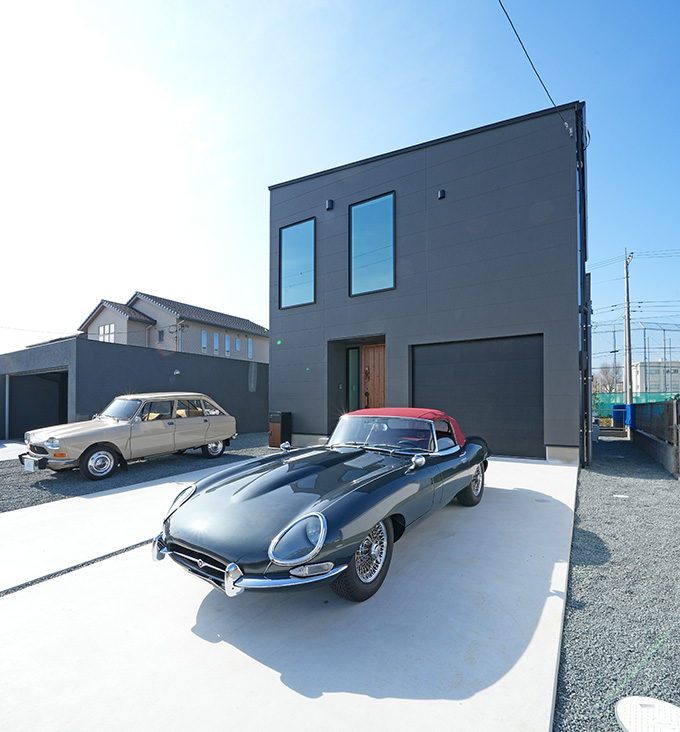 “夢のガレージライフ”を賃貸で実現！しかも快適重視のプレミアムスタイルだ！！　01画像