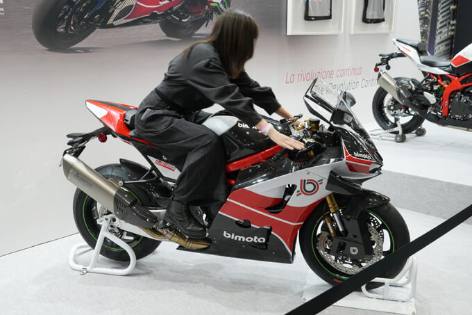 【第53回 東京モーターサイクルショー2026出展詳報!!】カワサキ ブース 画像06