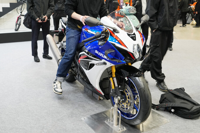 【第53回 東京モーターサイクルショー2026出展詳報!!】スズキ ブース　画像02