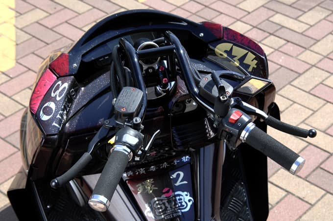 【カスタムアーカイブ】ノーメッキで仕上げたマグザムのバッドボーイスタイル 03画像