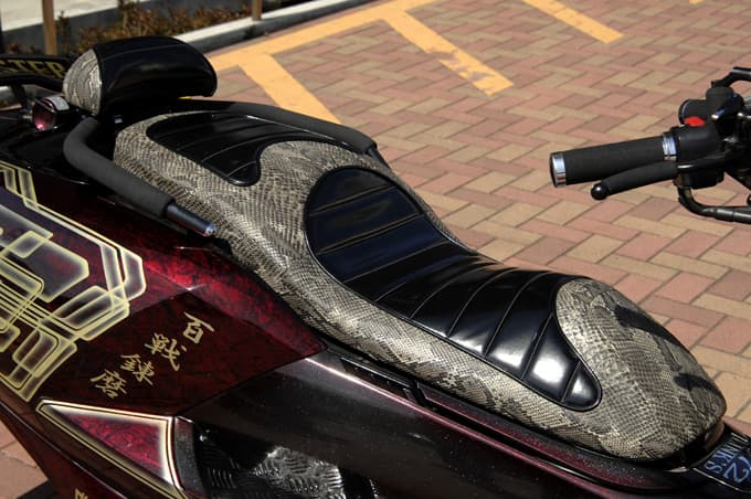 【カスタムアーカイブ】ノーメッキで仕上げたマグザムのバッドボーイスタイル 06画像