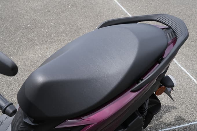 【ヤマハ JOG ONE試乗記】いま、原付が再び面白い！ 新基準時代を走るJOG ONEの実力！！14画像