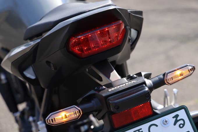 【ホンダ CB750ホーネット E-Clutch 試乗記】左手操作から解放されたミドルスポーツは さらなる万能マシンへと進化　27画像