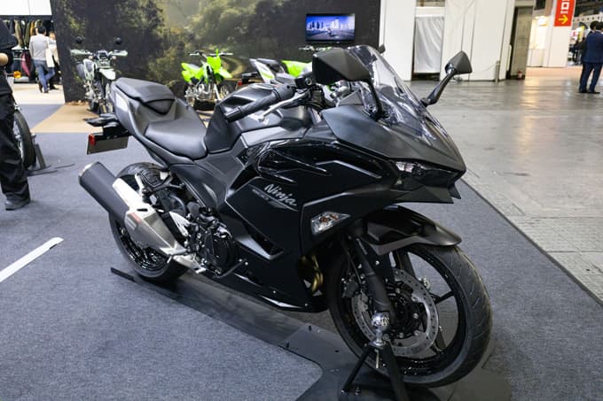 世界初公開のあのモデルも! 3日間合計75,000人を超える人たちが大阪モーターサイクルショーに集結! 世界初公開のあのモデルも! 3日間合計75,000人を超える人たちが大阪モーターサイクルショーに集結! 画像24