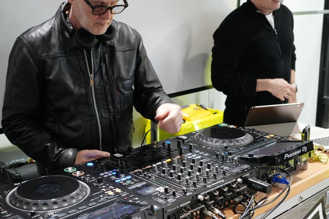 日本のバイクカルチャーにシンパシーを受けた”フランス発”ケミカルブランド「IPON」上陸!画像10