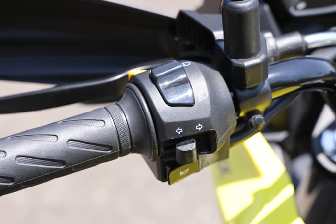 【スズキ Vストローム250SX 試乗記】オンオフ両方楽しめる二刀流!? 軽くて扱いやすいライトアドベンチャーの13画像