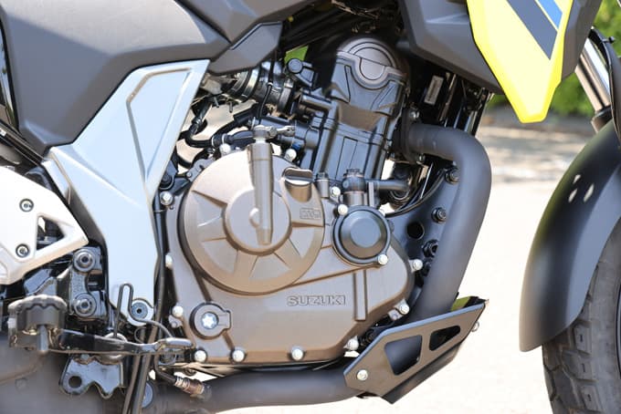 【スズキ Vストローム250SX 試乗記】オンオフ両方楽しめる二刀流!? 軽くて扱いやすいライトアドベンチャー17画像