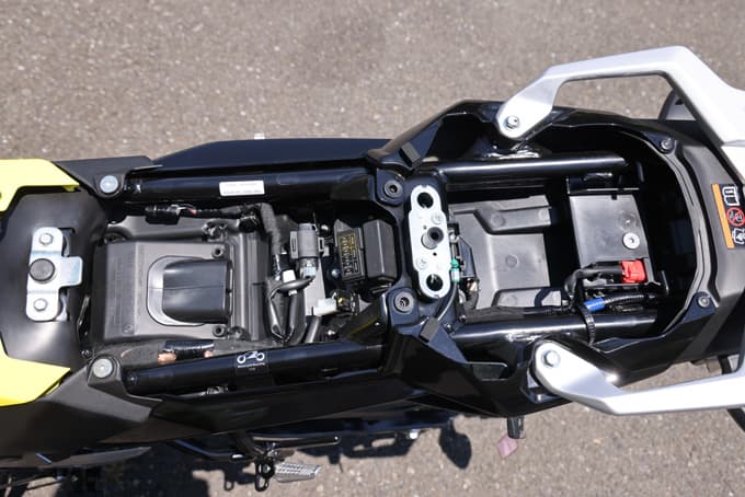 【スズキ Vストローム250SX 試乗記】オンオフ両方楽しめる二刀流!? 軽くて扱いやすいライトアドベンチャー22画像