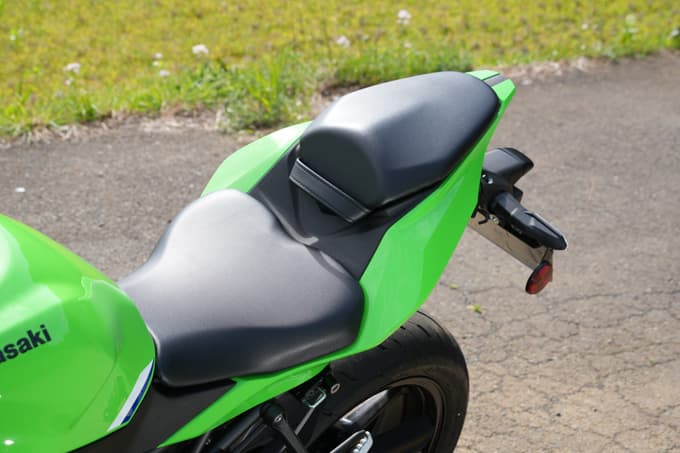 【カワサキ ニンジャZX-4RR 試乗記】国産４気筒エンジン復権の起点 ビッグバイクキラーの出力解放戦線！ 18画像