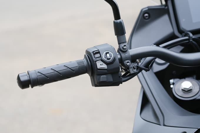 【ホンダ XL750トランザルプ E-Clutch 試乗記】左手を休ませても冒険心は失わない  万能アドベンチャーにEクラッチという最適解！！22画像