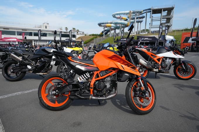 第11回JAIA輸入二輪車試乗会・展示会 KTM/ハスクバーナブースレポート 『990 DUKE R』ショートインプレあり!の画像04