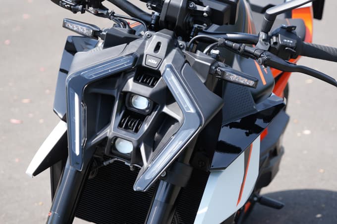 第11回JAIA輸入二輪車試乗会・展示会 KTM/ハスクバーナブースレポート 『990 DUKE R』ショートインプレあり!の画像12