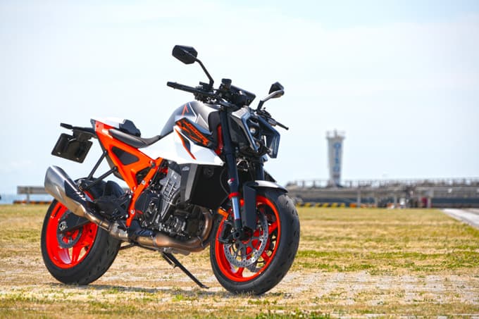 第11回JAIA輸入二輪車試乗会・展示会 KTM/ハスクバーナブースレポート 『990 DUKE R』ショートインプレあり!のメイン画像