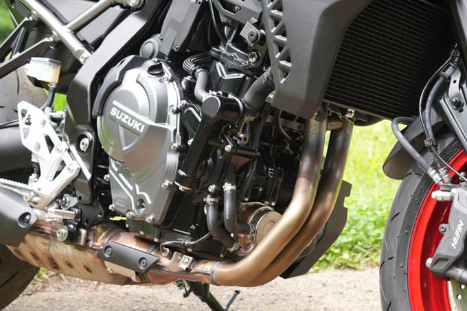 【スズキ GSX-8S試乗記】鼻を抜けるような爽快感を得られる、快感ライトウエイトスポーツ!! 13画像