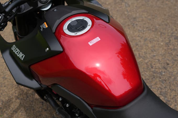 【スズキ GSX-8S試乗記】鼻を抜けるような爽快感を得られる、快感ライトウエイトスポーツ!! 19画像