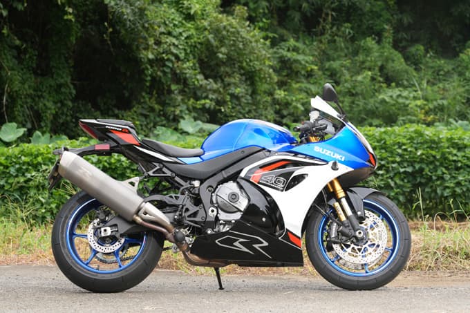 【スズキ GSX-R1000R 試乗記】これぞ究極！　日常に“興奮”を注ぐスズキ最高峰スーパーバイク！！ 05画像