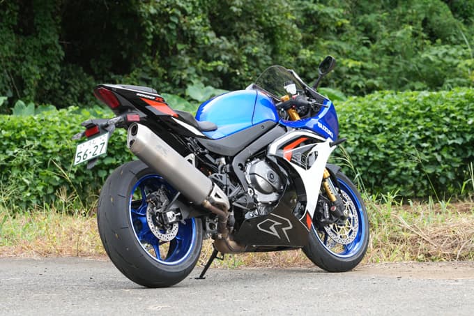 【スズキ GSX-R1000R 試乗記】これぞ究極！　日常に“興奮”を注ぐスズキ最高峰スーパーバイク！！ 10画像