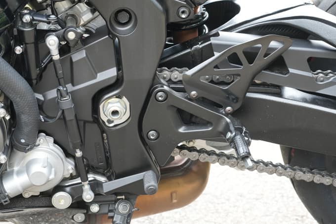 【スズキ GSX-R1000R 試乗記】これぞ究極！　日常に“興奮”を注ぐスズキ最高峰スーパーバイク！！ 18画像