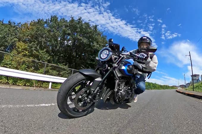 【ホンダ CB400 SUPER FOUR E-Clutch 試乗記】併せ持つ伝統と革新。これは新時代のスタンダードになるべく誕生した!! 09画像