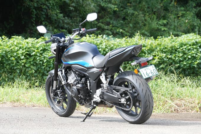 【ホンダ CB400 SUPER FOUR E-Clutch 試乗記】併せ持つ伝統と革新。これは新時代のスタンダードになるべく誕生した!! 12画像