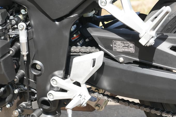 【ホンダ CB400 SUPER FOUR E-Clutch 試乗記】併せ持つ伝統と革新。これは新時代のスタンダードになるべく誕生した!! 22画像