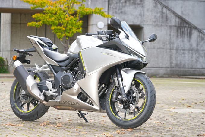 【ホンダ CBR400R FOUR E-Clutch 試乗記】ホンダが世に送るスポーツモデル『CBR』。それは“枠にはまらない”存在なのだ。 07画像