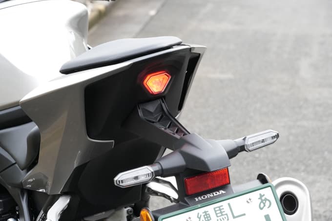 【ホンダ CBR400R FOUR E-Clutch 試乗記】ホンダが世に送るスポーツモデル『CBR』。それは“枠にはまらない”存在なのだ。 23画像