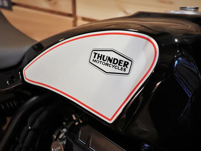 サンダーモーターサイクルがトラッカーシーンに一石を投じる! ニューモデル【FTS250】稲荷町に降臨!!画像03