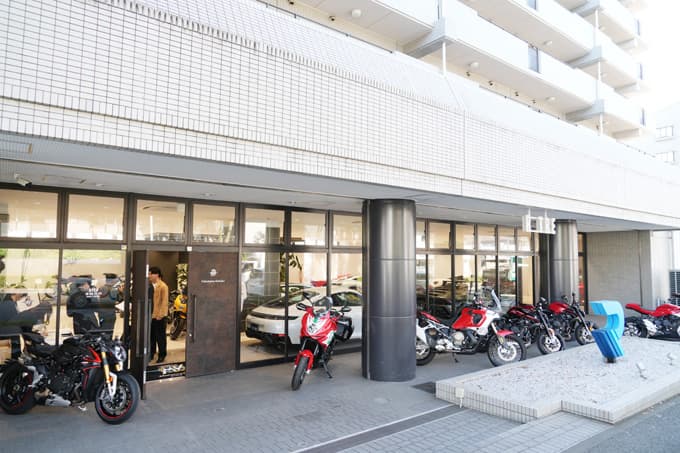 横浜港北にMVアグスタのショールームが誕生！ 見て、触れて、試乗して。新たな「アグスタワールド」の幕開けだ！！画像01