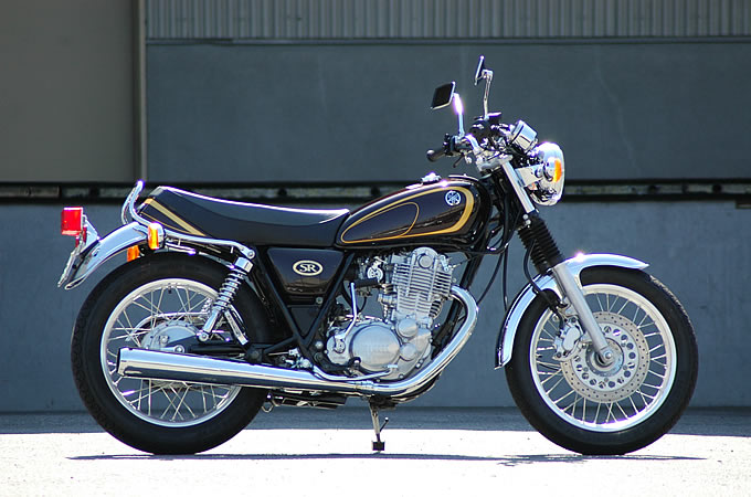 ヤマハ SR400の画像