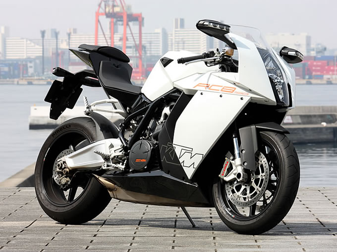 KTM 1190 RC8の画像