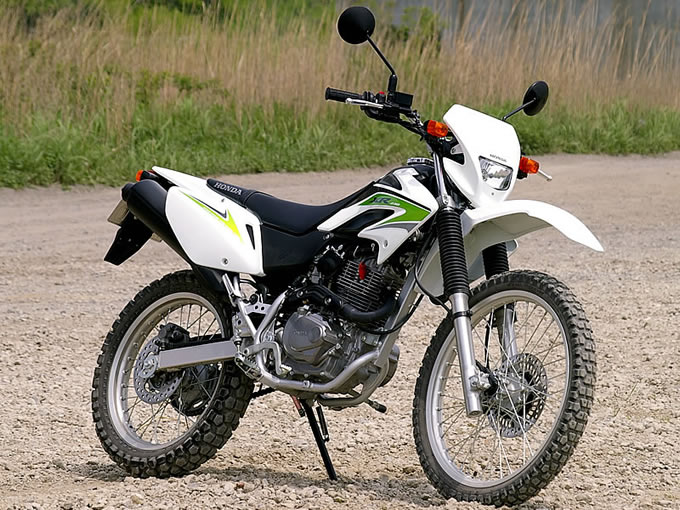 ホンダ XR230 – 「あと少し」に挑戦したくなる乗りやすさが最大の魅力 試乗インプレ・レビュー オフロードバイクならバイクブロス