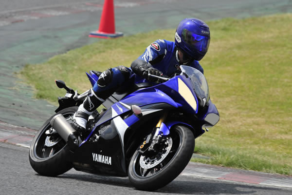 ヤマハ YZF-R6の画像