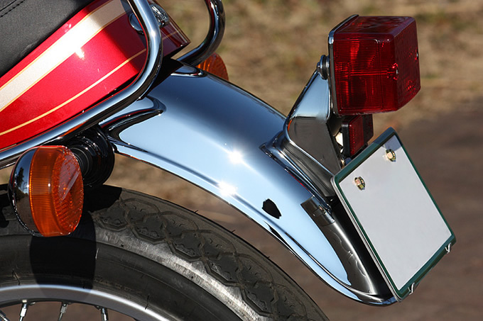 ヤマハ SR400（F.I. model）の画像