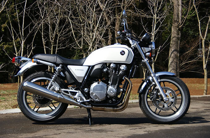 ホンダ CB1100の画像